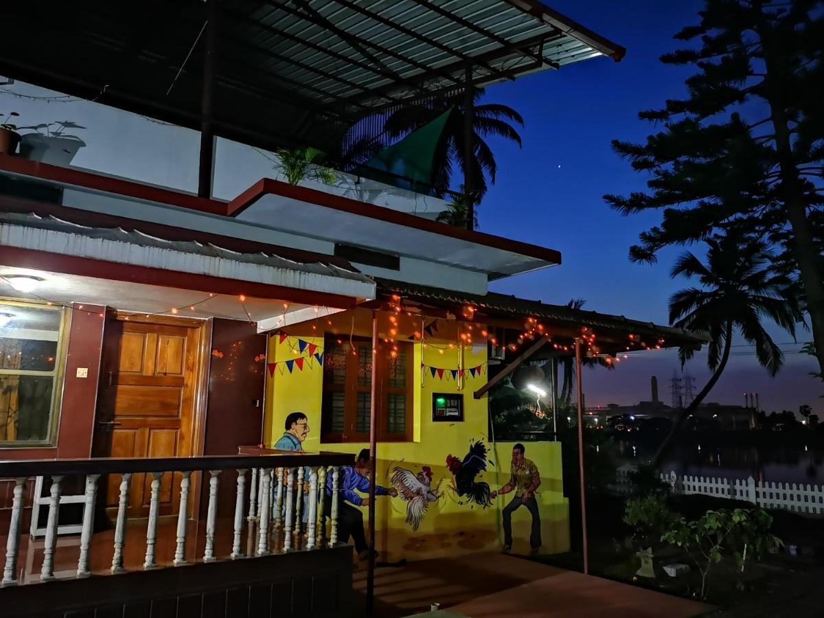 Nisarga Nirvana River House 门格洛尔 外观 照片
